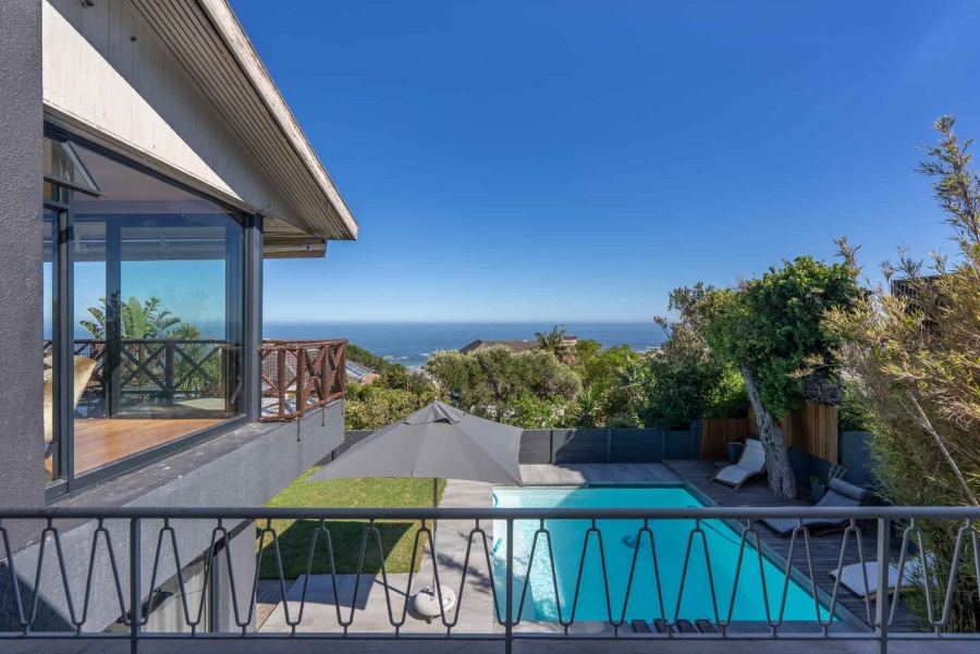 5 Bedroom Property for Sale in Camps Bay Western Cape